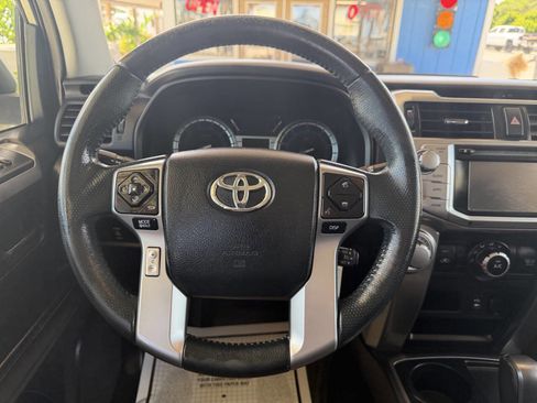 Used 2015 Toyota 4Runner SR5 RWD image 18
