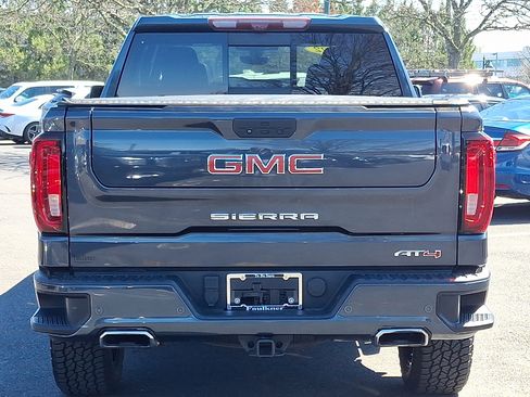 Used 2022 GMC Sierra 1500 AT4 w/ AT4 Premium Package image 5