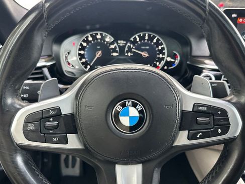 Used 2018 BMW 540i w/ M Sport Package image 26
