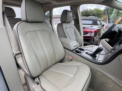 Used 2015 Lincoln MKX FWD w/ Equipment Group 102A image 11