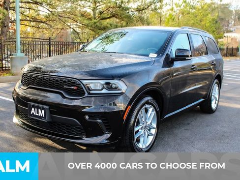 Used 2024 Dodge Durango GT image 3