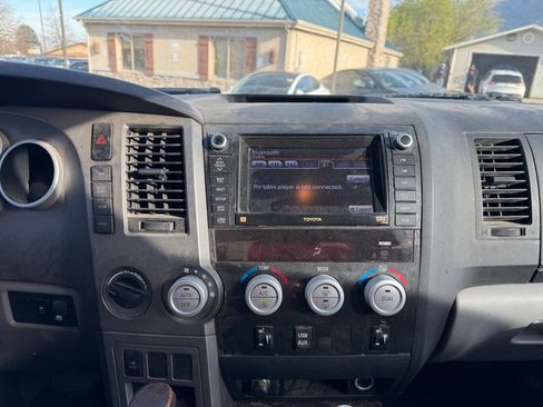 Used 2010 Toyota Tundra Limited image 14