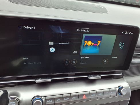 Used 2024 Hyundai Kona SEL w/ Convenience Package FWD image 4