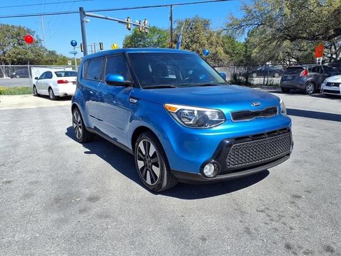 Used 2016 Kia Soul + w/ Designer's Package FWD image 1