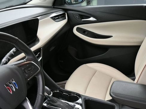 Used 2024 Buick Encore GX Avenir w/ Avenir Convenience Package image 10