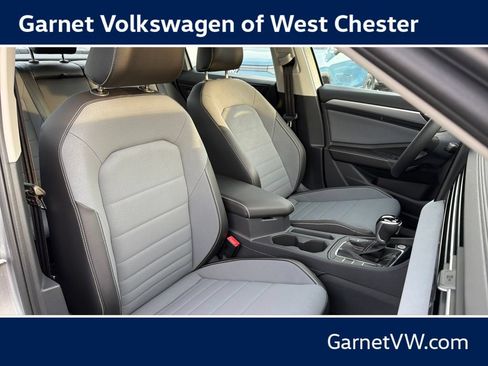 New 2026 Volkswagen Jetta SE FWD image 33