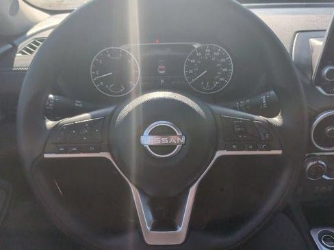 Used 2025 Nissan Sentra SV FWD image 24