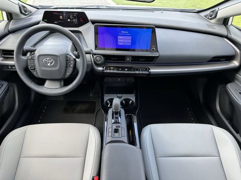 Used 2024 Toyota Prius Limited FWD image 15