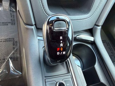 Used 2025 Cadillac XT5 Premium Luxury image 26