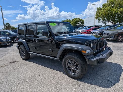 Used 2024 Jeep Wrangler Unlimited Sport AWD/4WD image 1