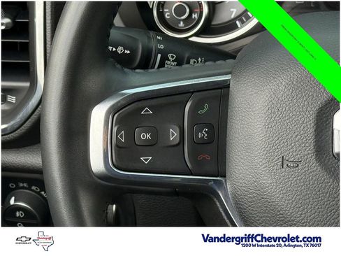 Used 2024 RAM 1500 Laramie AWD/4WD image 11