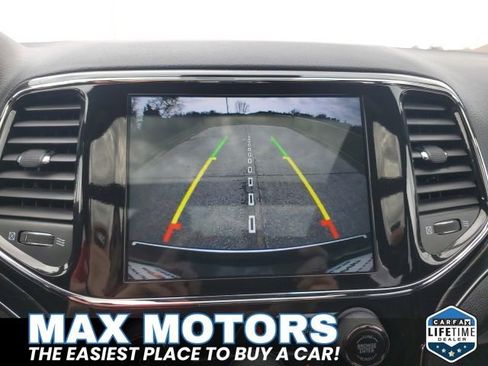 Used 2021 Jeep Grand Cherokee Limited w/ Luxury Group II AWD/4WD image 30