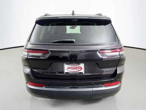 Used 2023 Jeep Grand Cherokee L Limited w/ Luxury Tech Group II AWD/4WD image 22