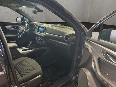 Used 2020 Chevrolet Blazer LT FWD image 30