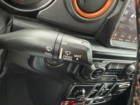 Used 2021 Jeep Gladiator Mojave image 20