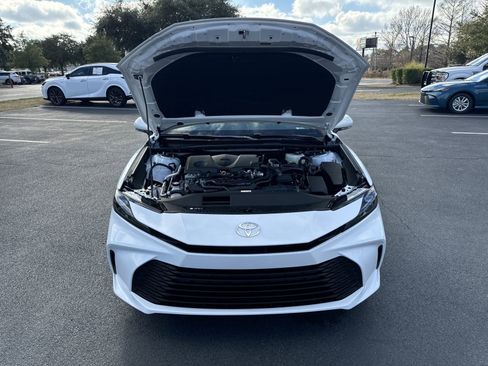New 2025 Toyota Camry LE w/ Convenience Package image 38