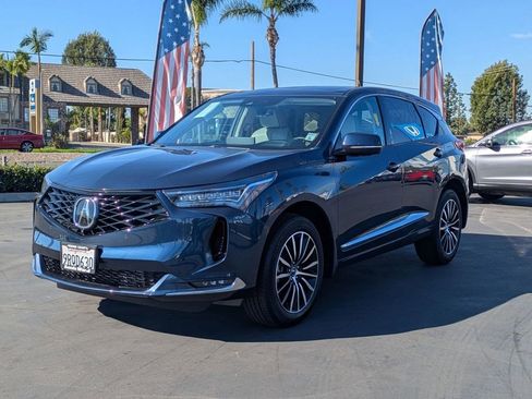 Used 2025 Acura RDX SH-AWD w/ Advance Package image 3