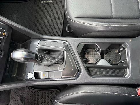 Used 2021 Volkswagen Tiguan S image 25