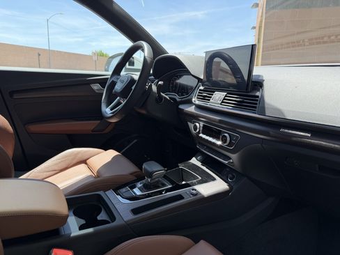 Used 2024 Audi Q5 e Premium AWD/4WD image 42