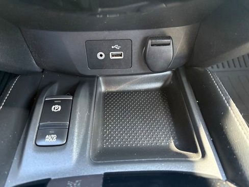 Used 2020 Nissan Rogue S AWD/4WD image 28