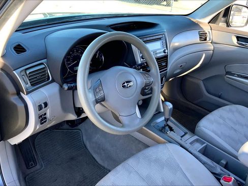 Used 2010 Subaru Forester 2.5X Premium image 16