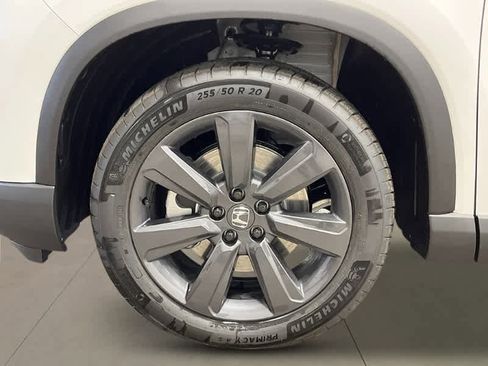 New 2025 Honda Pilot Sport image 11