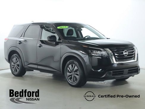 Certified 2022 Nissan Pathfinder S AWD/4WD image 1