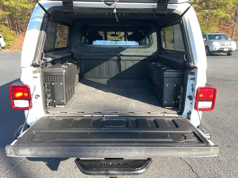 Used 2021 Jeep Gladiator Rubicon image 30