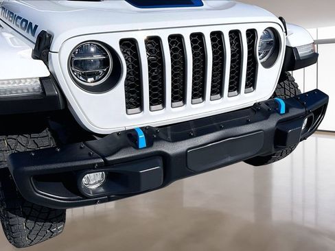 Used 2022 Jeep Wrangler Unlimited Rubicon 4xe w/ Steel Bumper Group AWD/4WD image 31