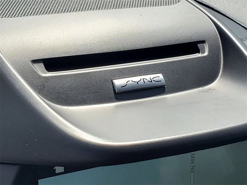 Used 2017 Ford Escape Titanium image 23