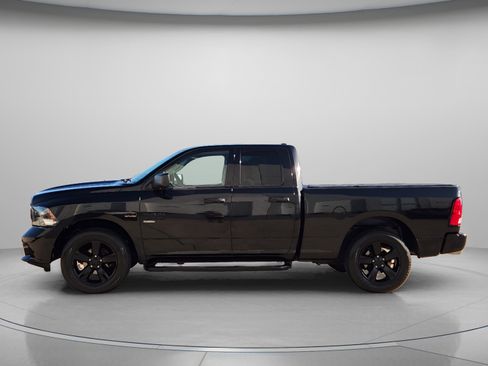 Used 2019 RAM 1500 Express w/ Express Value Package RWD image 2