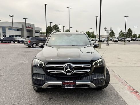 Used 2023 Mercedes-Benz GLE 350 w/ Premium Package image 3