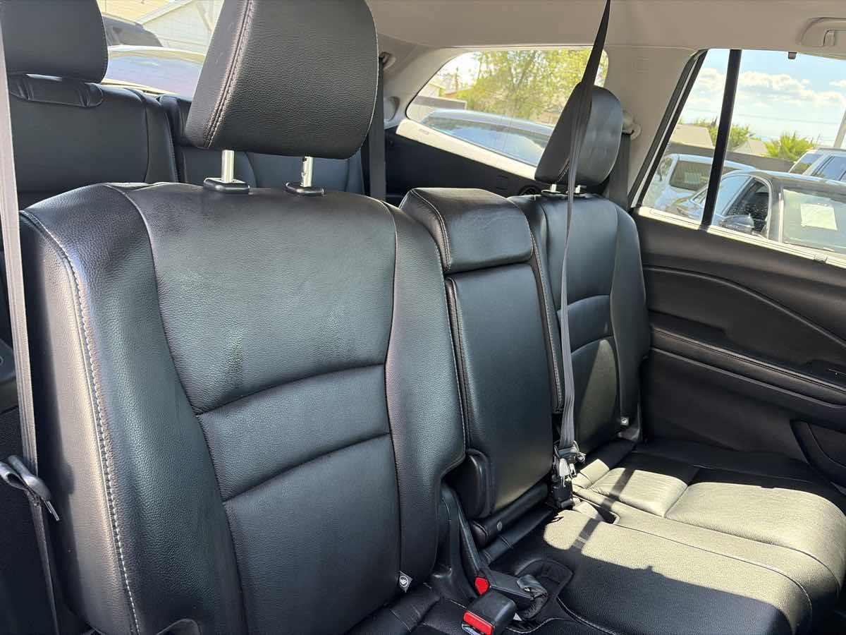 Used 2018 Honda Pilot Touring image 27