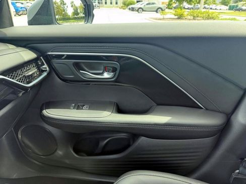 Used 2025 Acura ADX FWD image 22