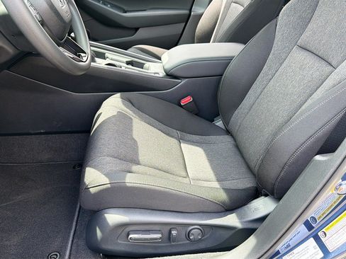 Used 2023 Honda Accord LX image 17