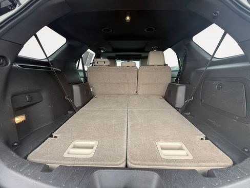 Used 2014 Ford Explorer XLT w/ Equipment Group 202A AWD/4WD image 6