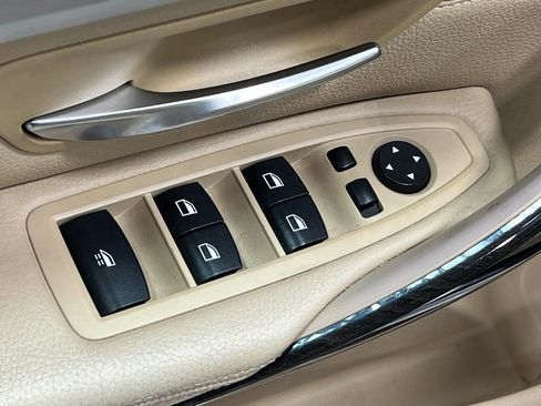 Used 2014 BMW 428i Convertible RWD image 17