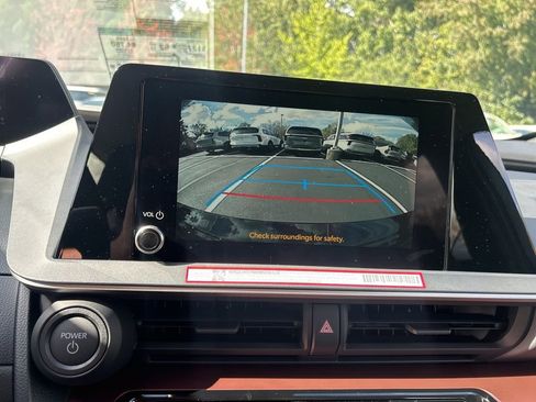 New 2026 Toyota Prius SE image 5