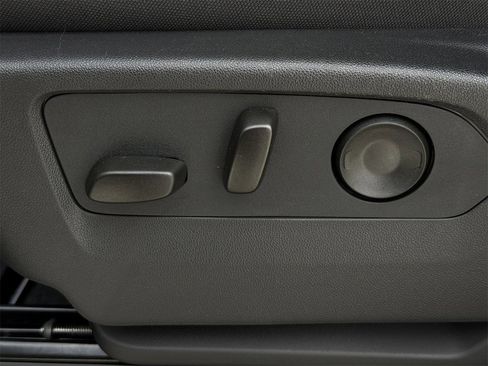 Used 2026 Chevrolet Silverado 1500 Custom w/ LPO, Dark Essentials Package image 25