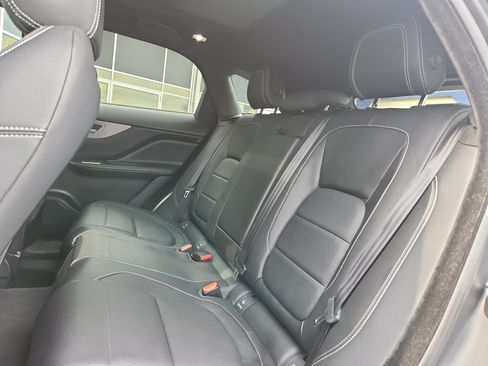 Used 2018 Jaguar F-PACE S AWD/4WD image 22