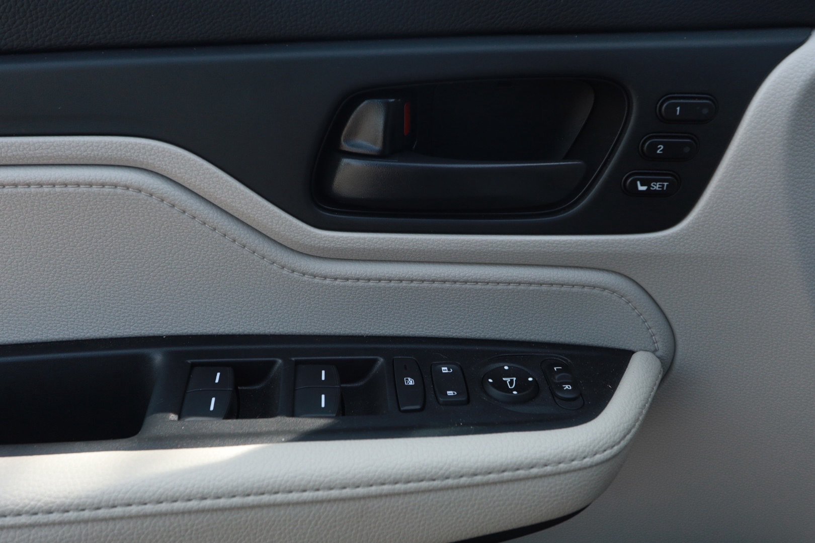 Used 2026 Honda Odyssey EX-L image 21