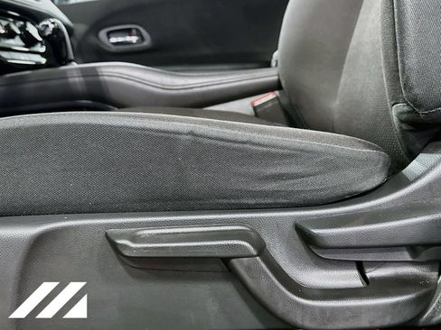 Used 2016 Honda HR-V LX image 20