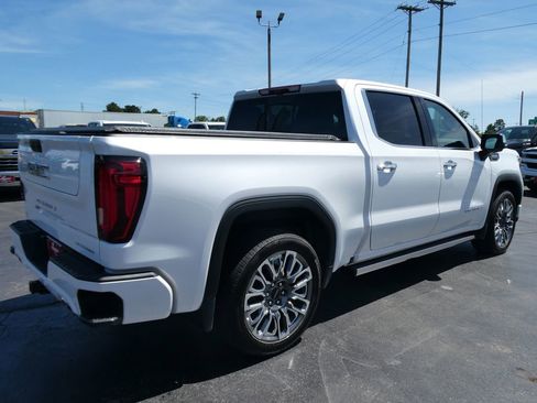 Certified 2024 GMC Sierra 1500 Denali Ultimate AWD/4WD image 5