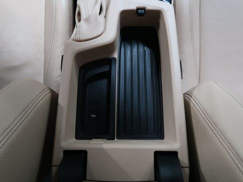 Used 2018 BMW 330i Sedan RWD image 23