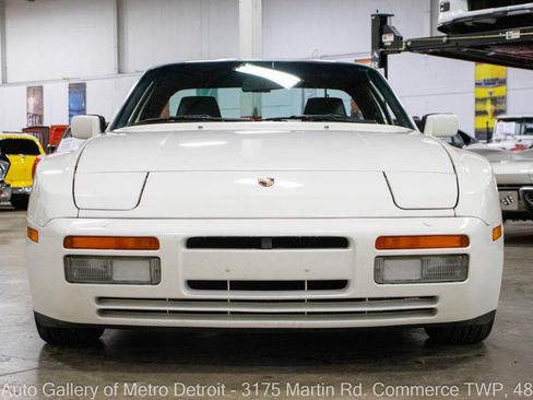 Used 1988 Porsche 944 Turbo image 12