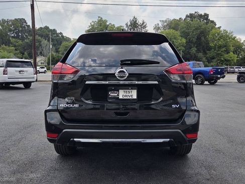 Used 2019 Nissan Rogue SV FWD image 5