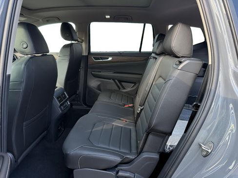 New 2026 Volkswagen Atlas SEL image 16