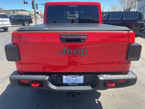 Used 2020 Jeep Gladiator Rubicon w/ Dual Top Group AWD/4WD image 7