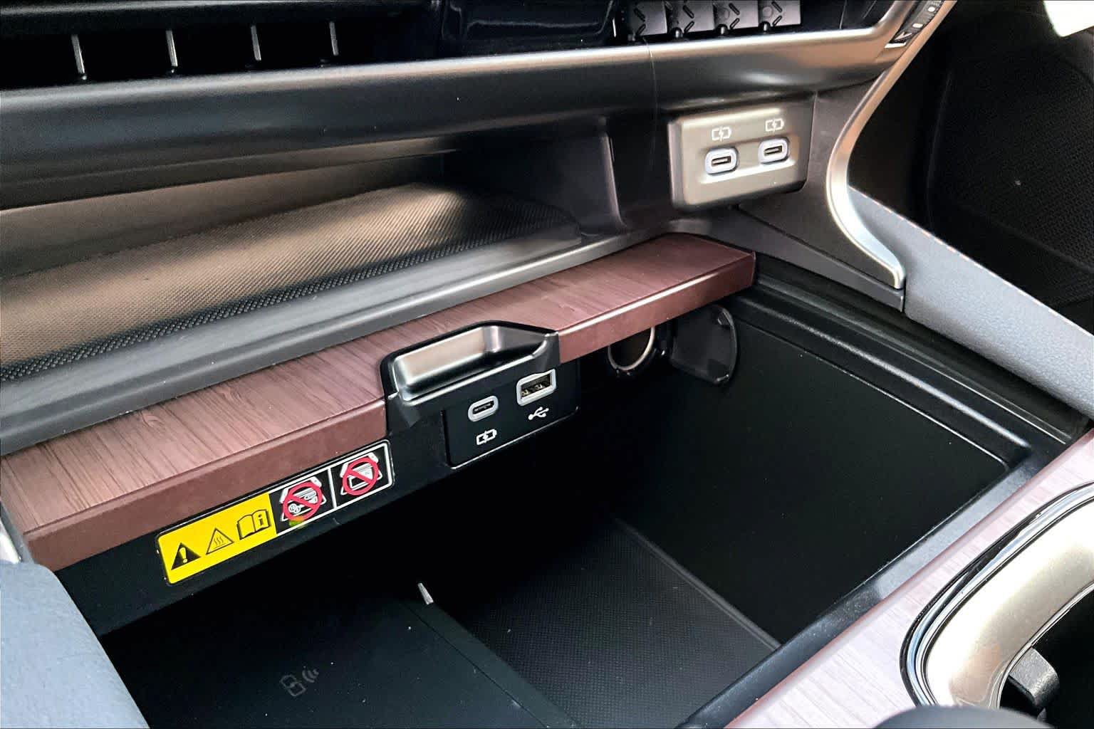 New 2026 Lexus RX 350h AWD/4WD image 14