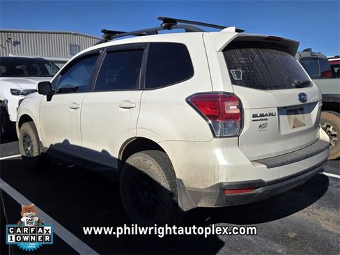 Used 2018 Subaru Forester 2.5i Premium image 4